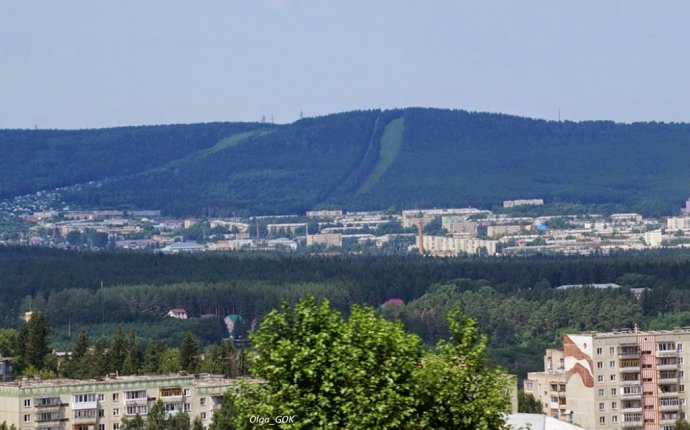 Рельеф города — типично горный